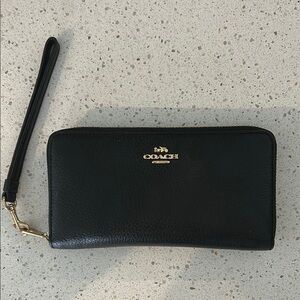 Coach Black Leather Wristlet Wallet
